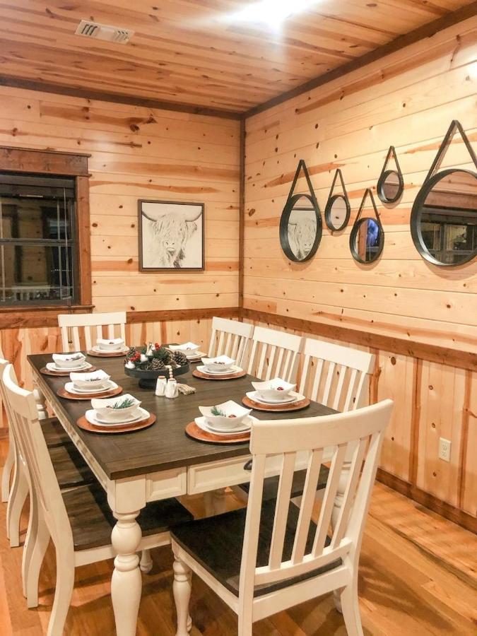 Stone Mountain Lodge 5000Sqft 6 Bed Game Room Pool Table Hot Tub Broken Bow Eksteriør billede