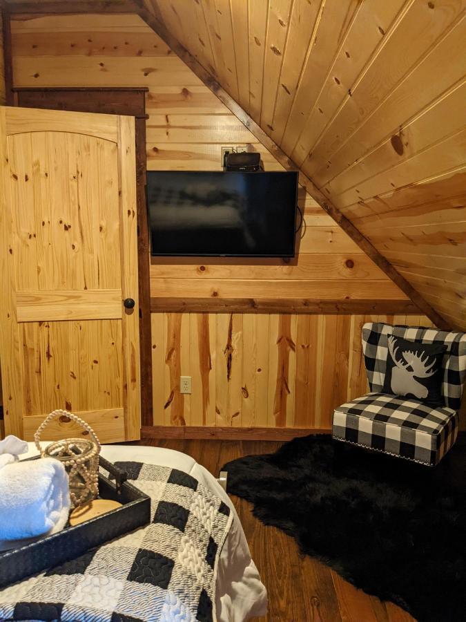 Stone Mountain Lodge 5000Sqft 6 Bed Game Room Pool Table Hot Tub Broken Bow Eksteriør billede