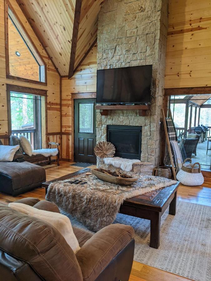 Stone Mountain Lodge 5000Sqft 6 Bed Game Room Pool Table Hot Tub Broken Bow Eksteriør billede
